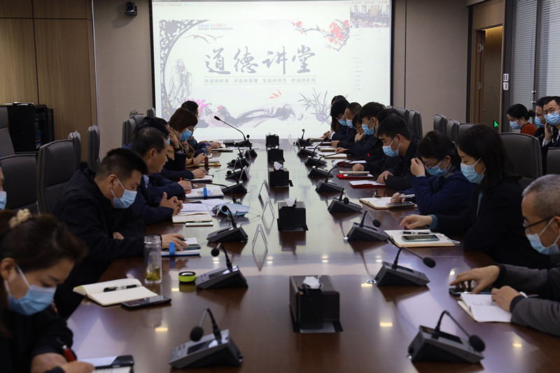 志愿服務勇擔當 抗擊疫情添力量丨高科建材舉辦三季度道德講堂——機場疫情防控志愿者故事分享會 (2)_副本.jpg