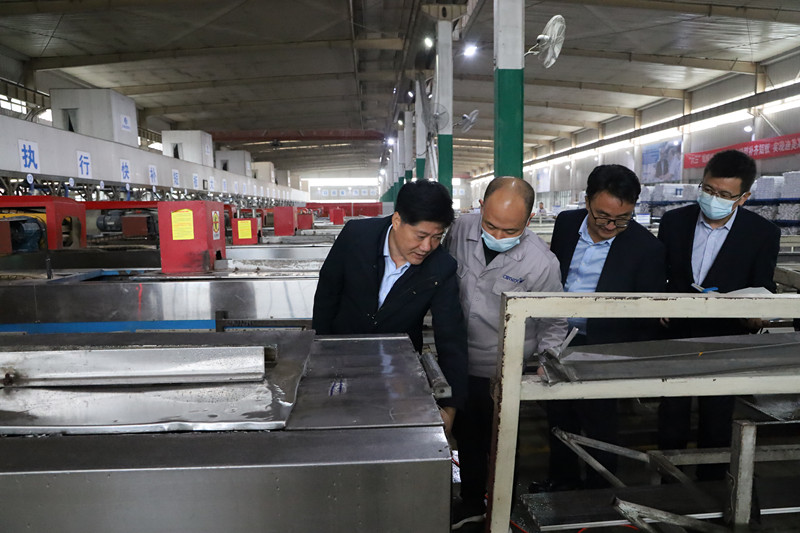 祝社寧檢查迪美斯型材事業部現場管理工作 (1)_副本.jpg